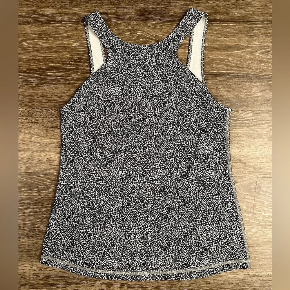 Lululemon Front Racer II in Plush Petal Black Ghost Size 8